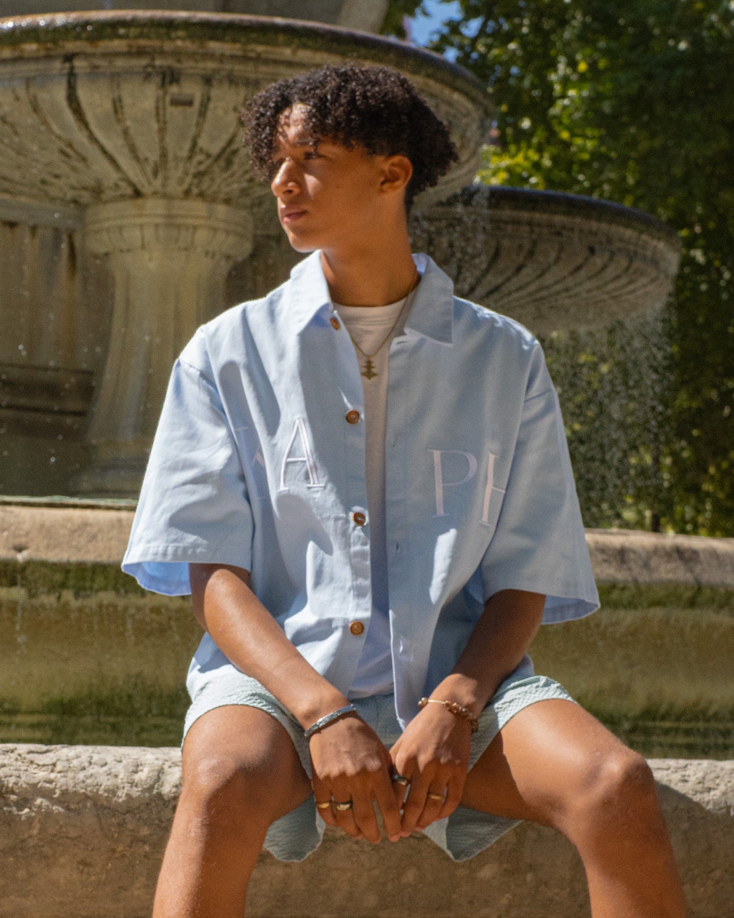 KAPH BOXY BLUE BUTTON-UP SHIRT